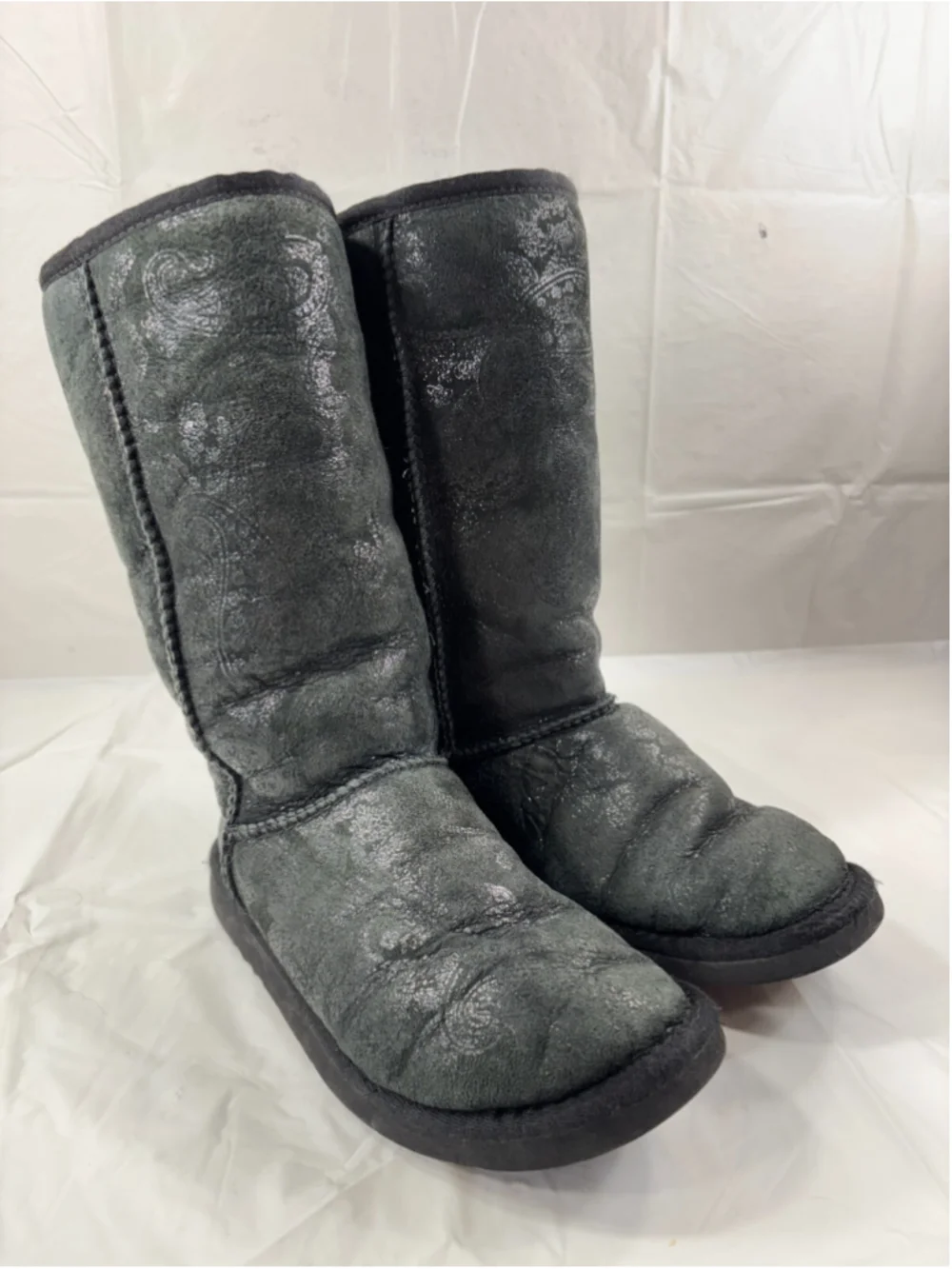 Ugg Classic Tall 5852 Black Paisley Boots Women's Size 5
